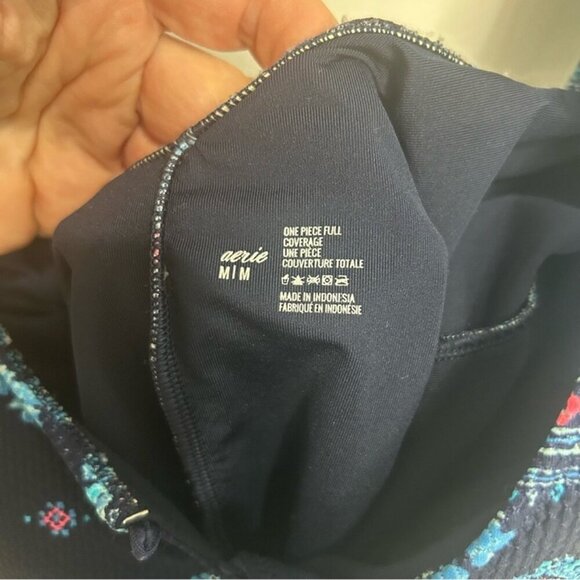 Aerie Navy Blue Patterned One-Piece Open Back Swimsuit Women’s Size Medium - Picture 4 of 8